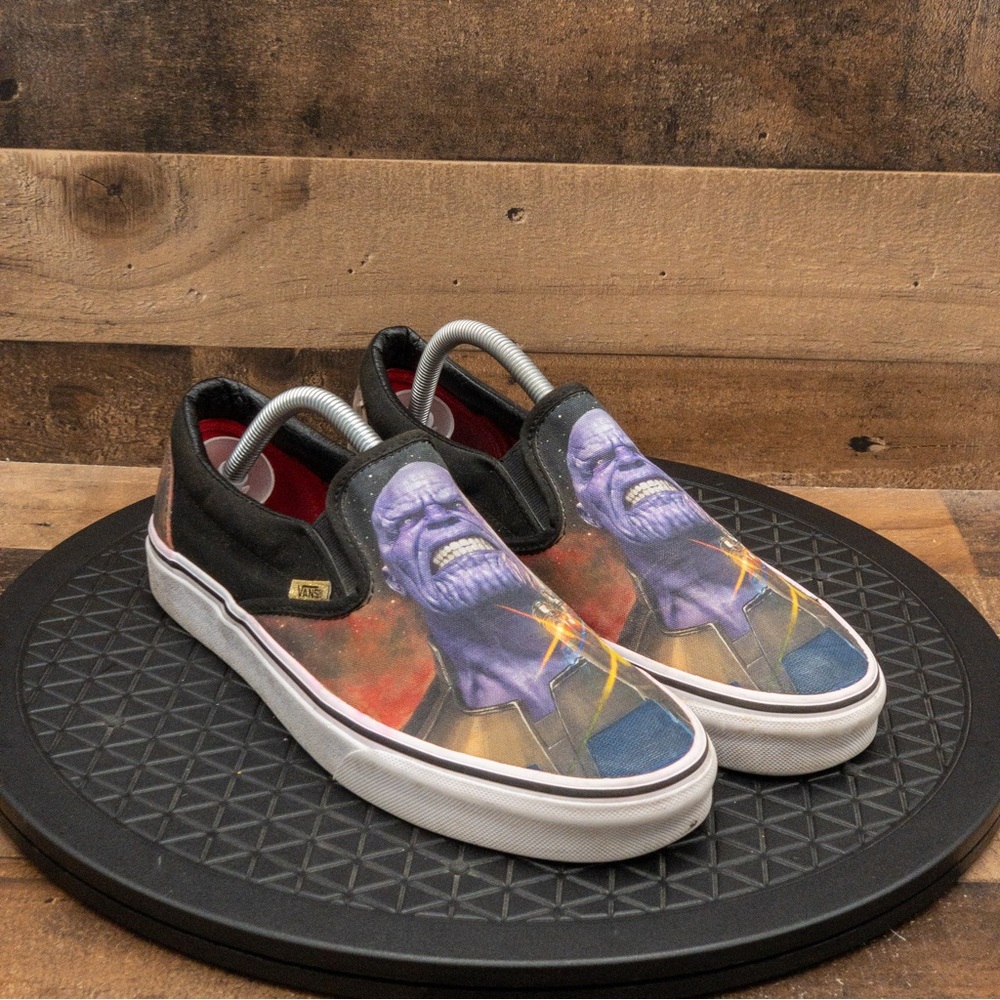 VANS X MARVEL INFINITY WARS SLIP ON MENS ATHLETIC SHOES THANOS PRINT LOW SZ 9.5 - Picture 3 of 9